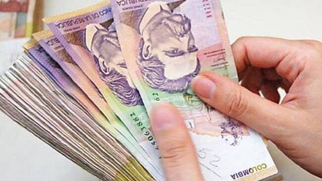 Billetes colombianos.