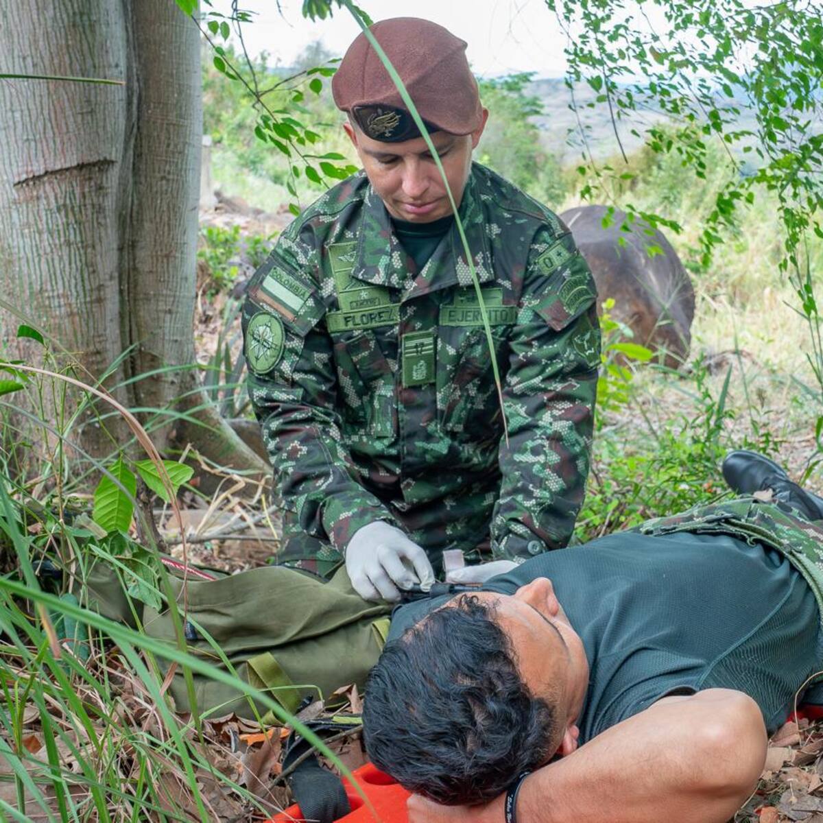 Un héroe sin armas: la historia del soldado que salva vidas en medio de la guerra