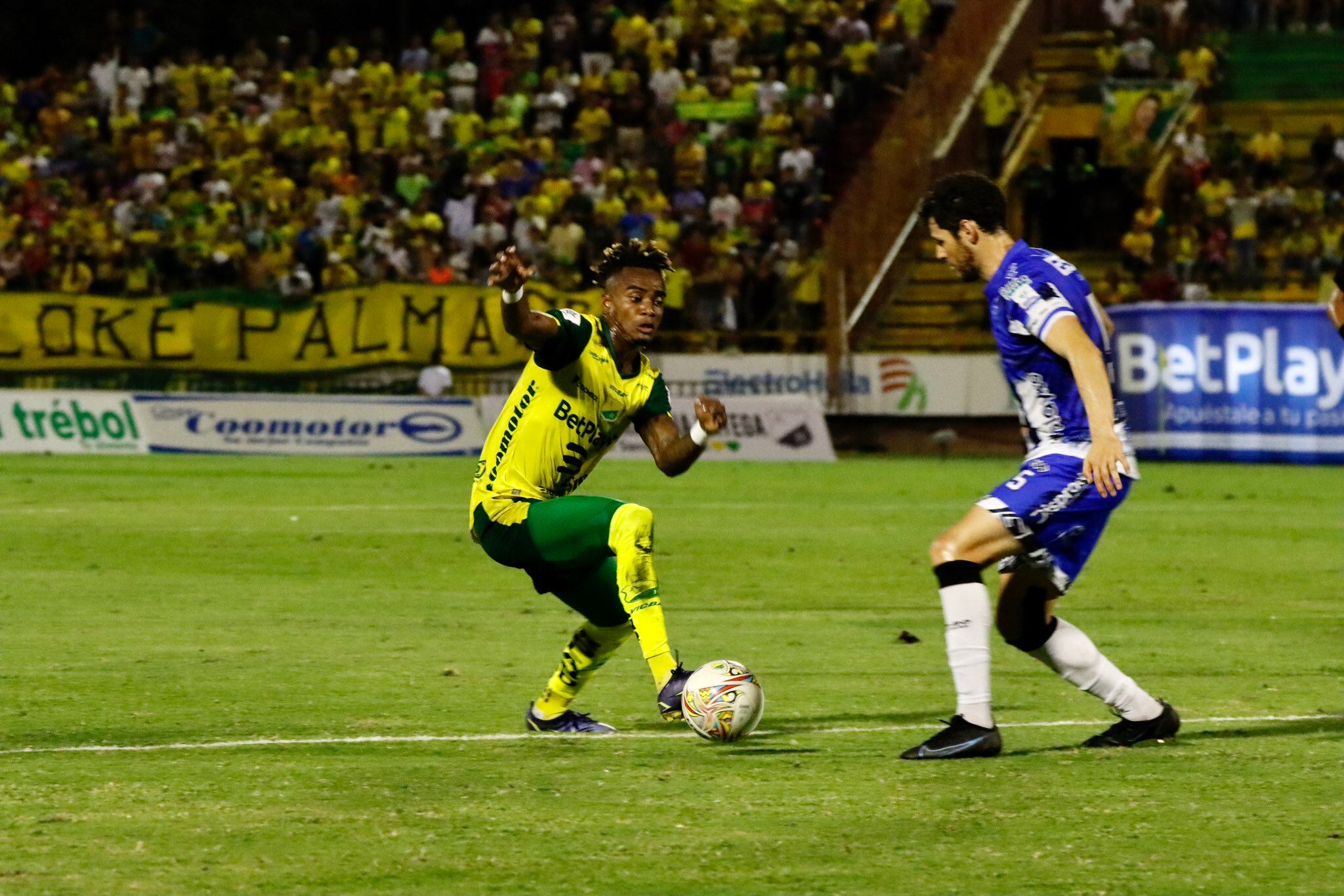Duelo de Liga enbtre Atlético Huila y Alianza Petrolera / @AtleticoHuilaof