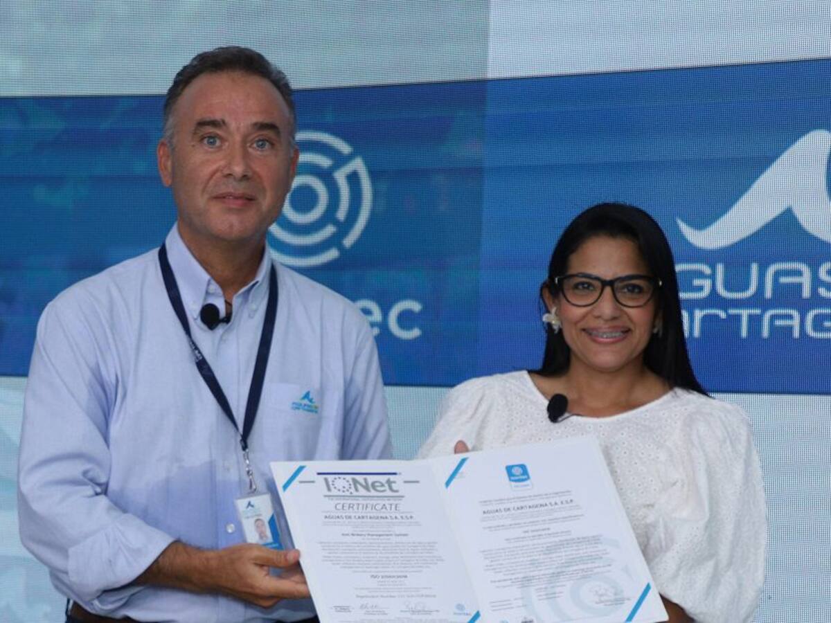 Icontec entrega certificado de gestión antisoborno a Aguas de Cartagena