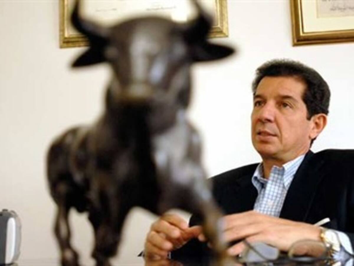 José Félix Lafaurie es un enemigo de la paz: Ángela María Robledo