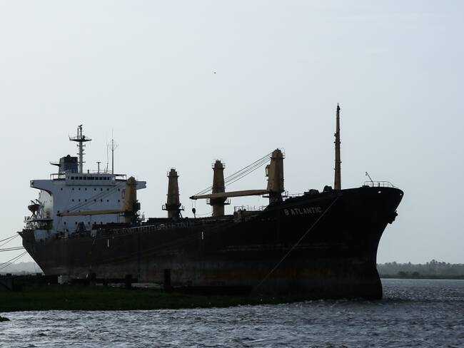Reprograman ingreso de buques al puerto de Barranquilla por fuertes vientos