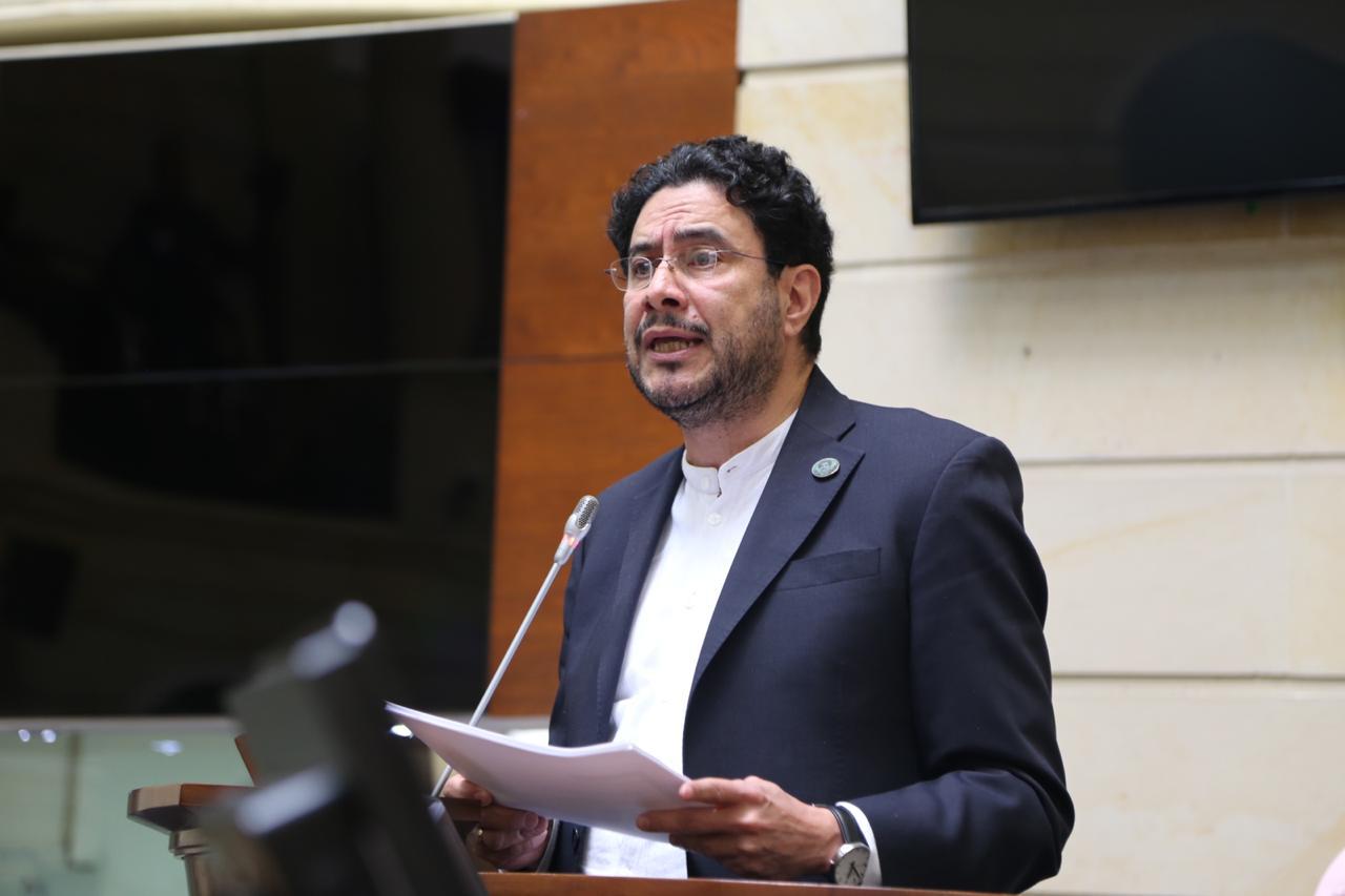 Senador Iván Cepeda