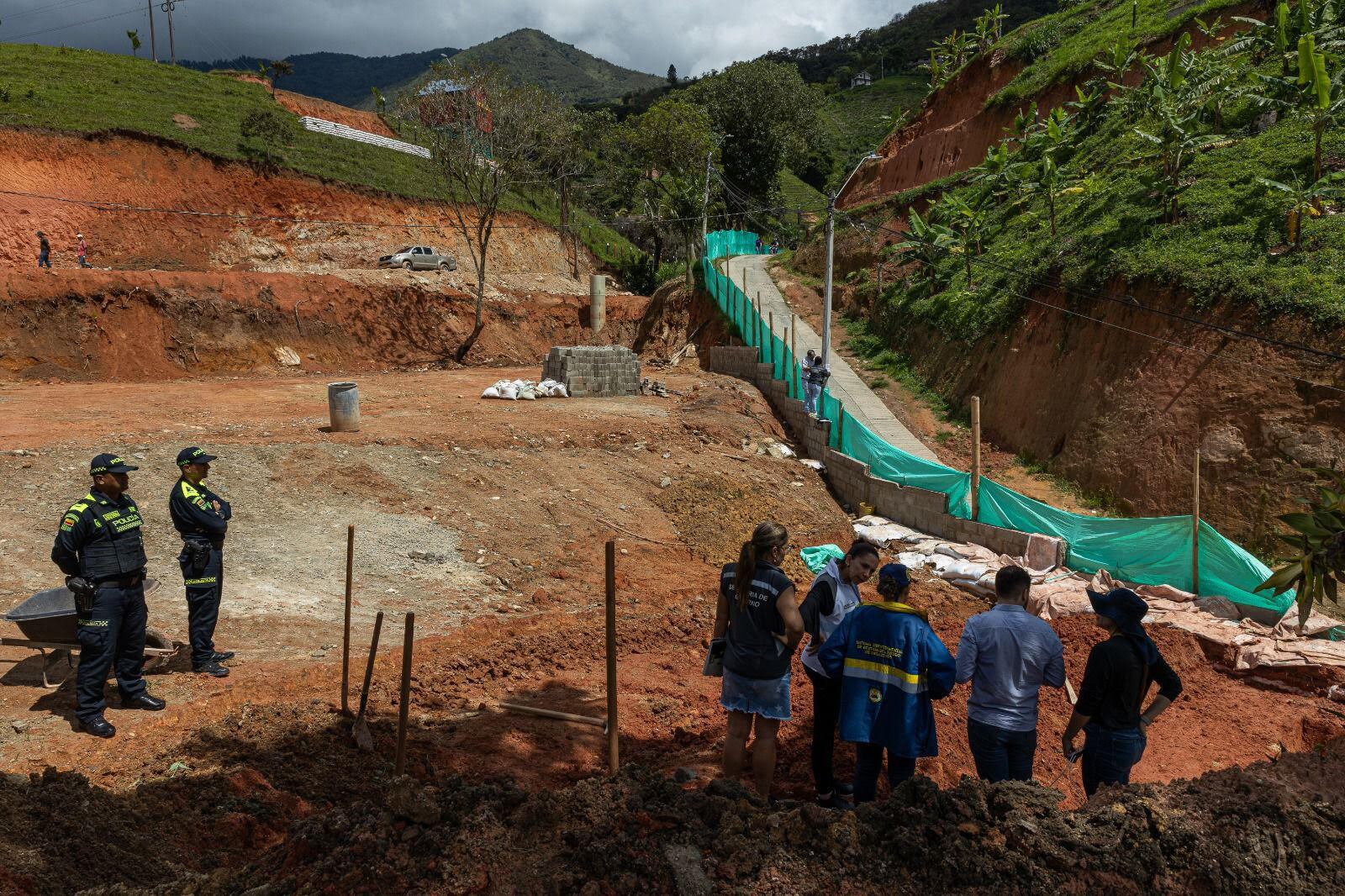 Monitoreo a los movimientos en masa en el Valle de Aburrá se reforzaron por la temporada de lluvias. Foto: Área Metropolitana.
