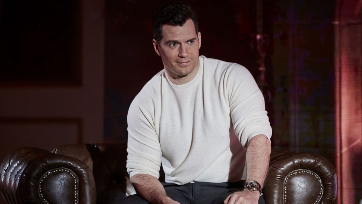 ¿Quién es el hombre que derrotó a Henry Cavill como el más guapo del mundo?