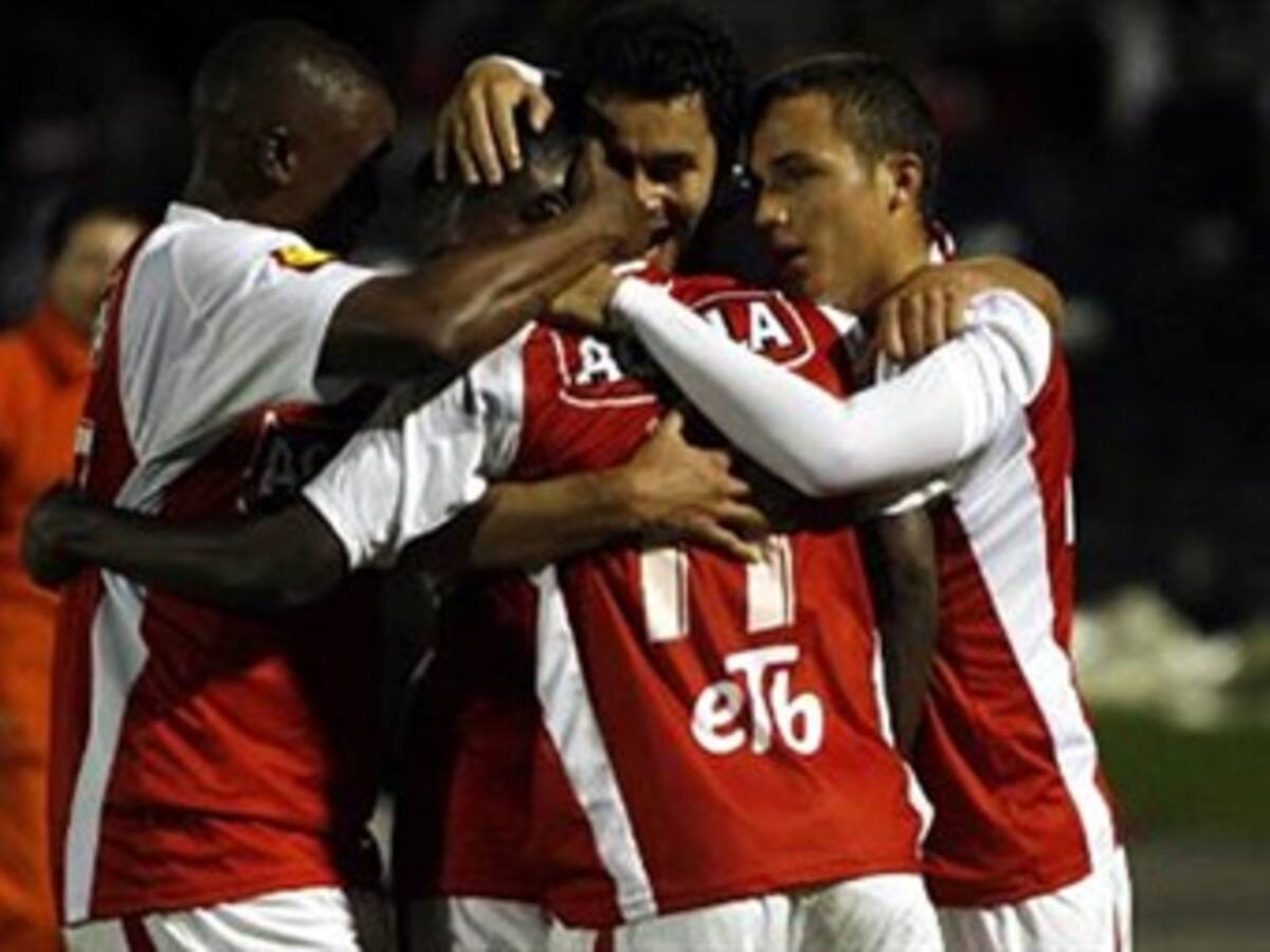 Santa Fe, Nacional, Junior y Medellín ganan en semifinales del fútbol colombiano