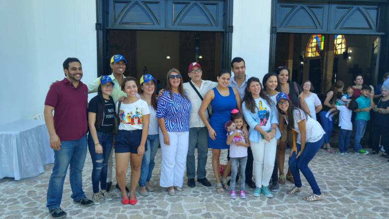 Colonia venezolana, en la iglesia Santa Teresita en Barranquilla