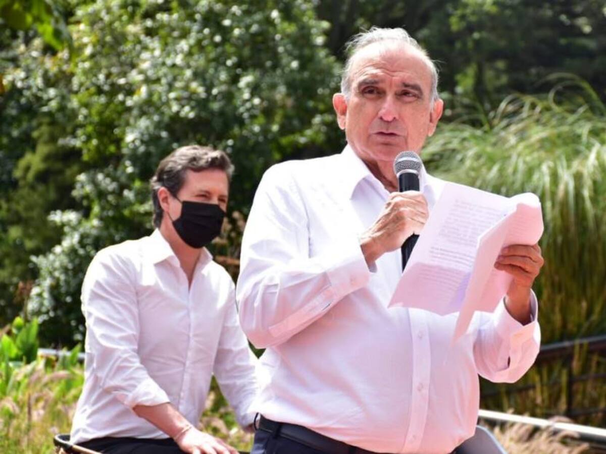 De la Calle advierte que saldría de la coalición Centro Esperanza por controversias