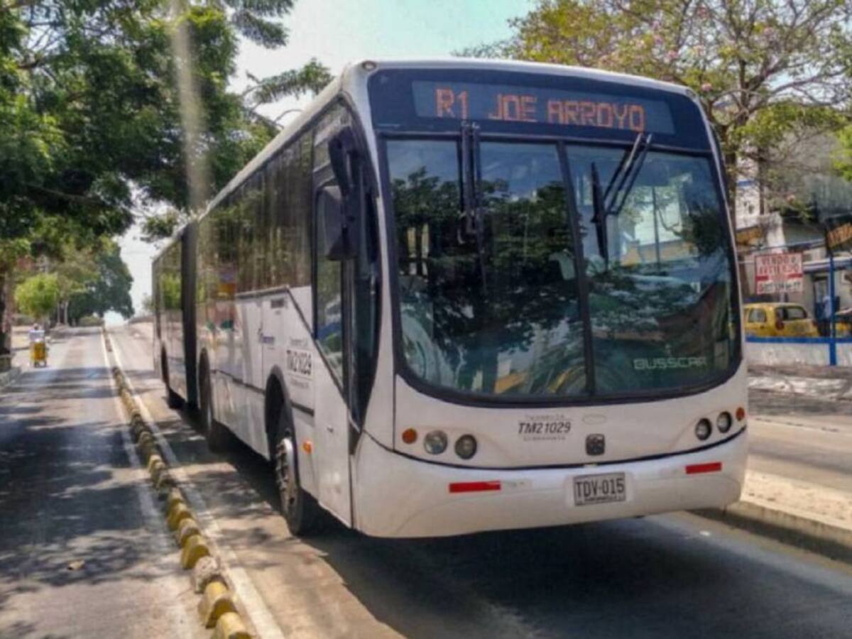 Operación de Transmetro no será reactivada hoy por varios bloqueos