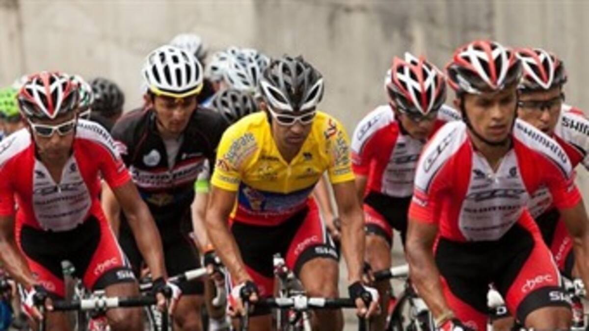 Vuelta Colombia arranca en Ecuador con un español y tres colombianos como favoritos