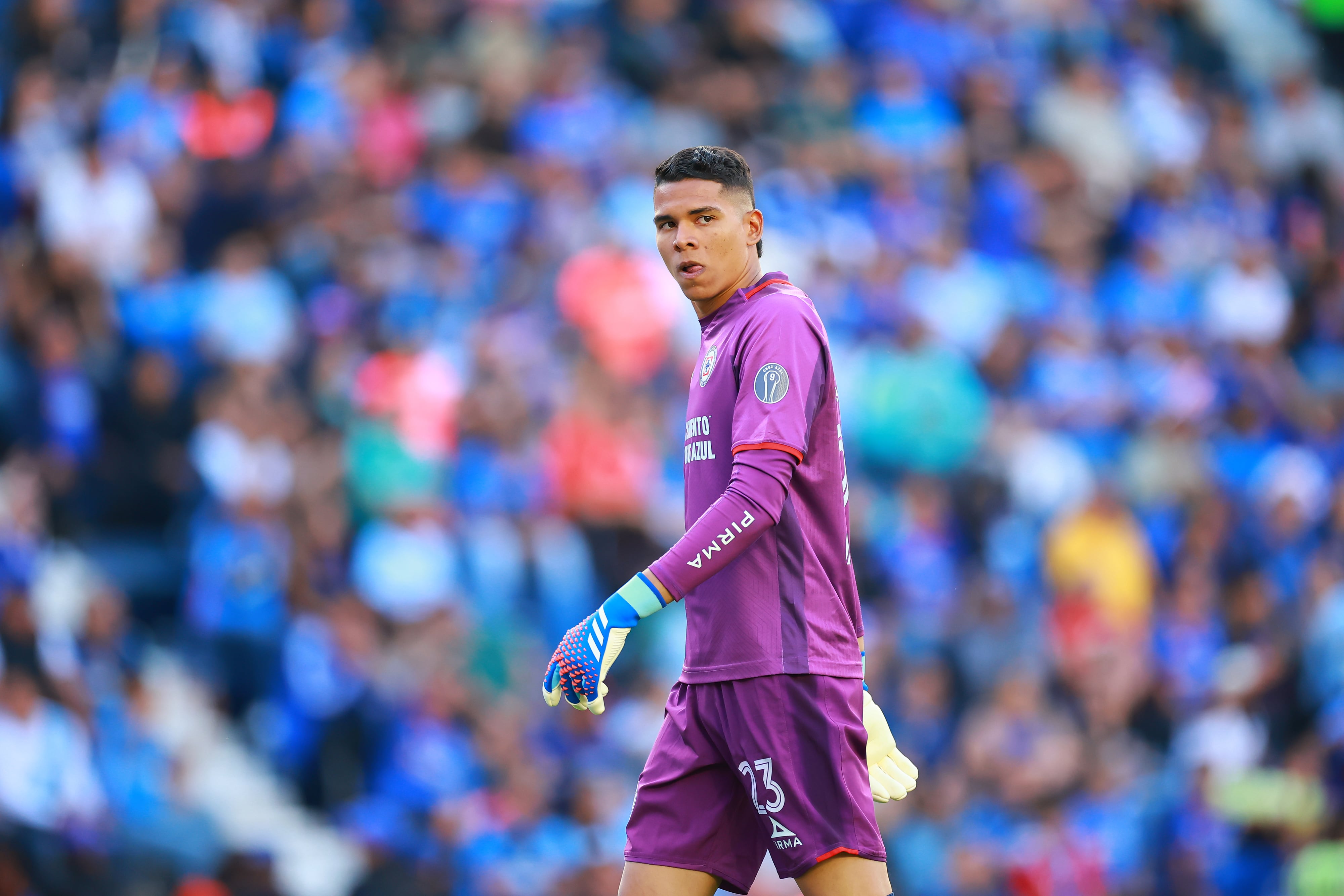 Kevin Mier, portero colombiano del Cruz Azul. (Photo by Hector Vivas/Getty Images)