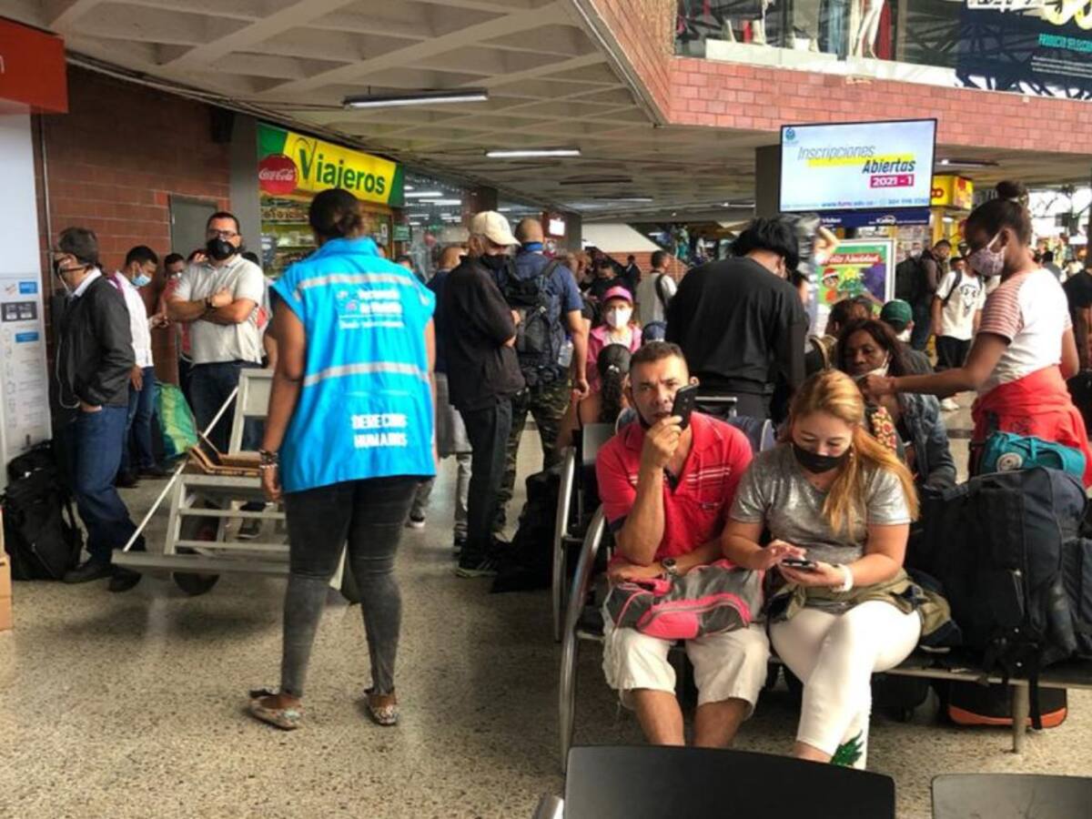Más de 1 millón de personas circularán por las terminales de Medellín