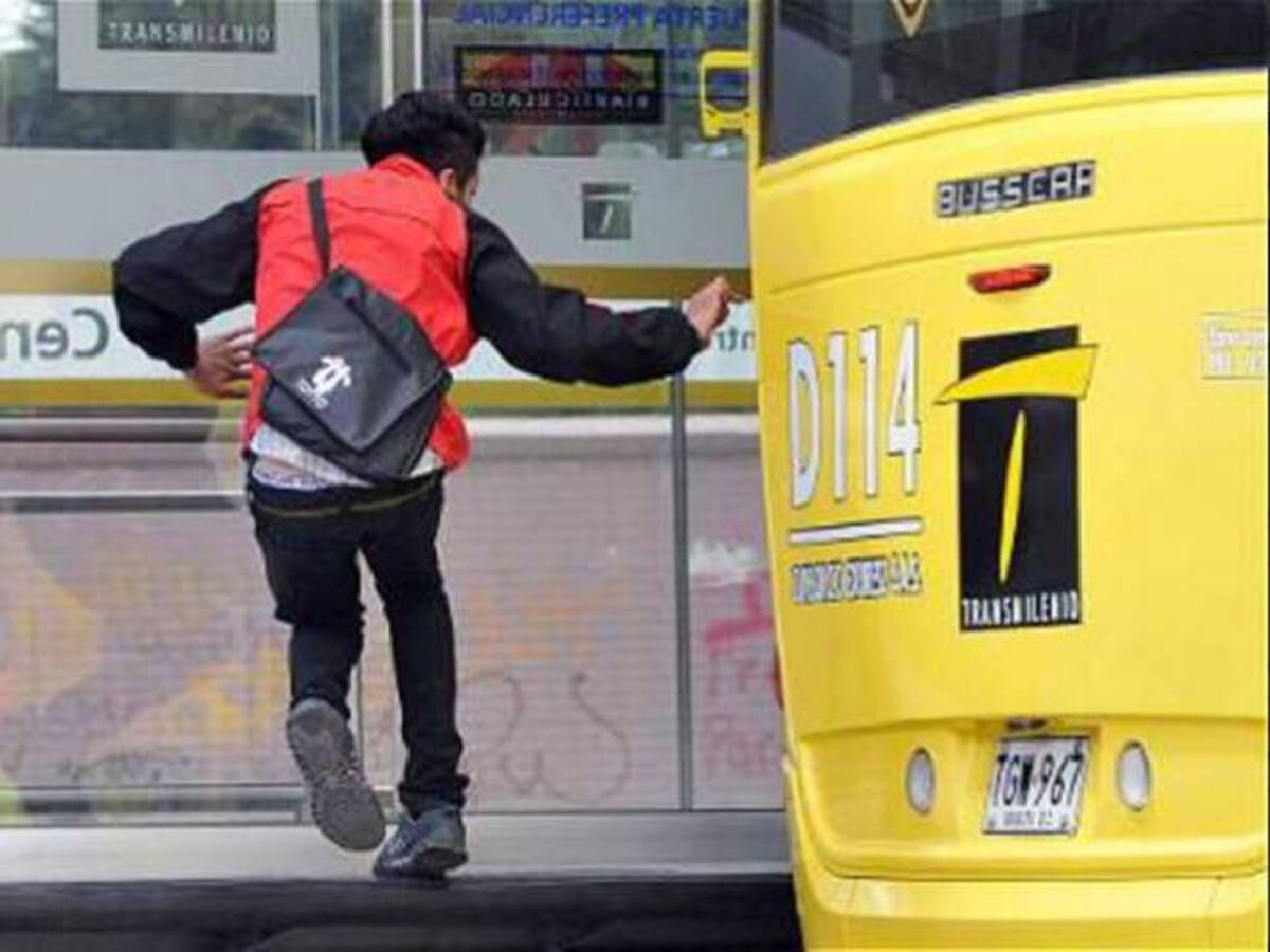 Desde hace cuatro años 90 millones de viajes en Transmilenio se hicieron sin pagar