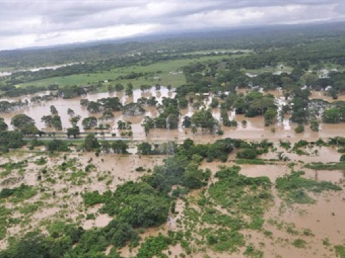 Decretan alerta amarilla en siete departamentos
