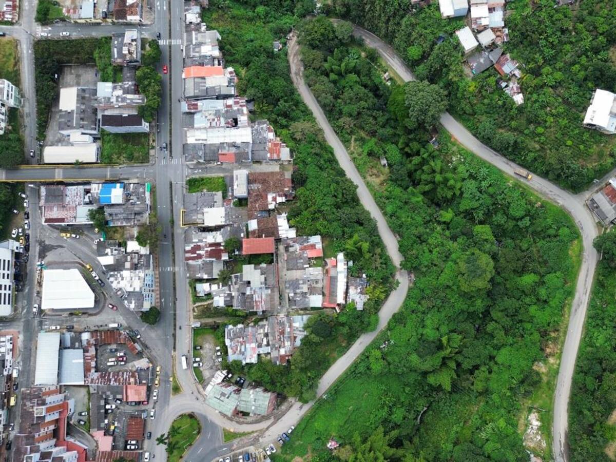 Ojo a las vías alternas por el cierre de la curva del diablo en Armenia, aquí les contamos