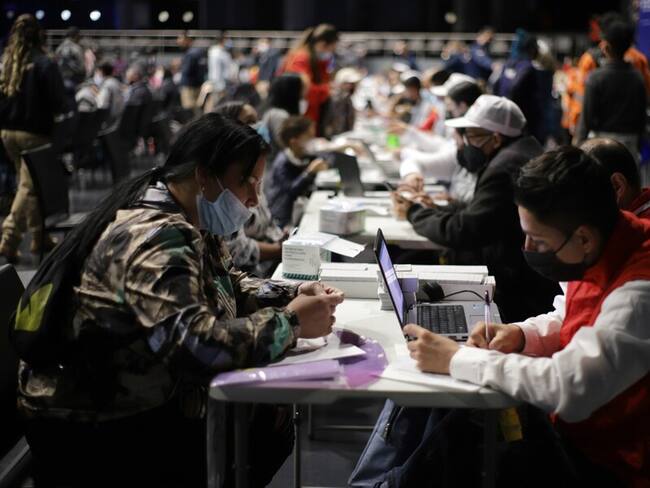 Venezolanos con permiso de permanencia denuncian que no pueden acceder a servicios bancarios