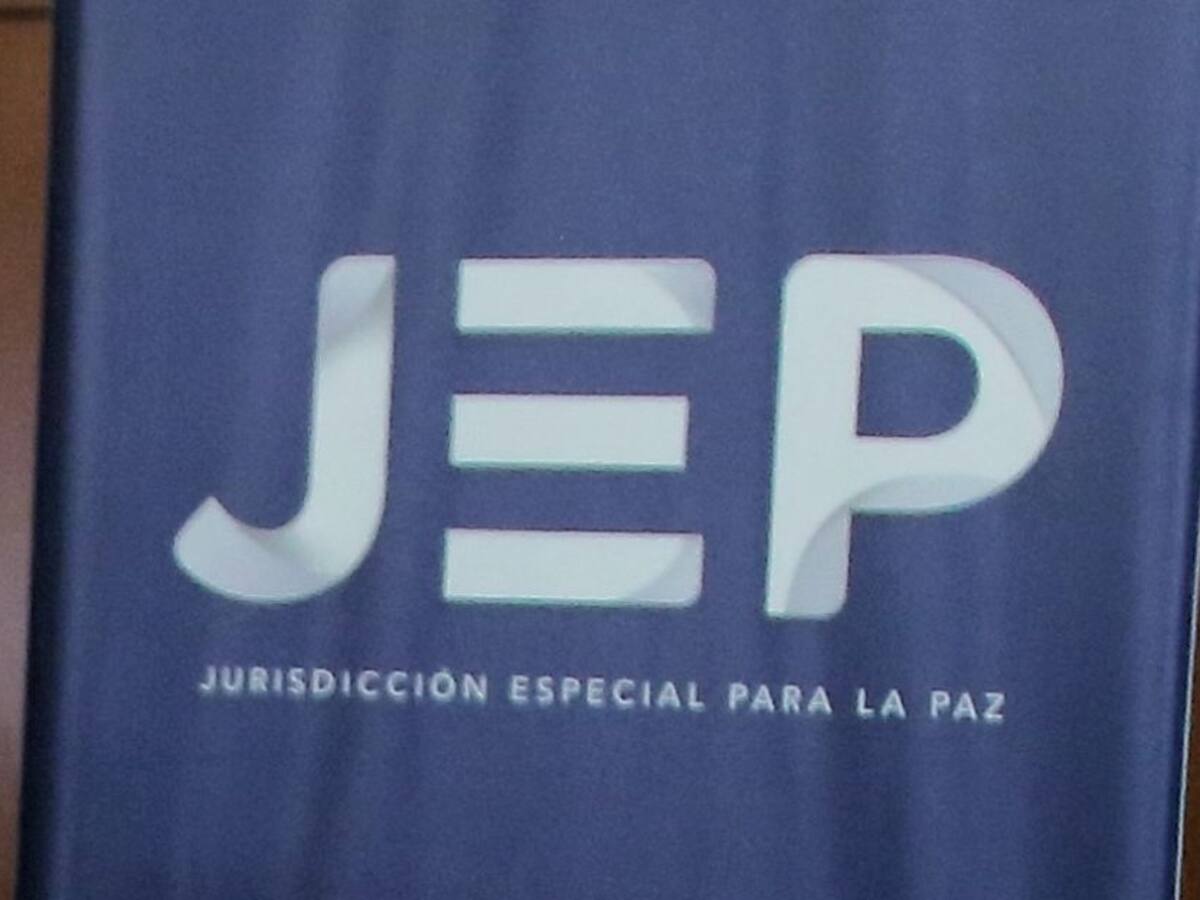 Exfiscal de la JEP Julián Bermeo seguirá preso