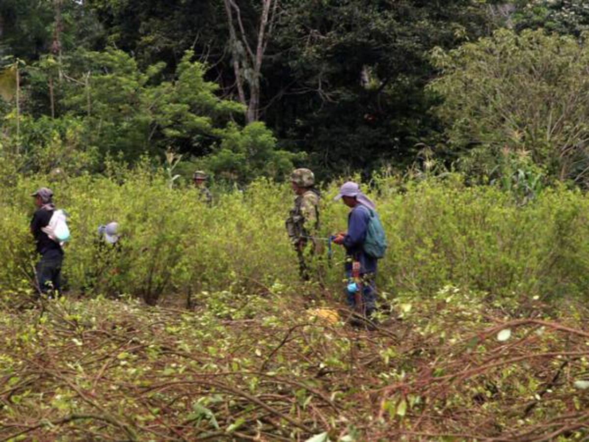 Temor en poblaciones fronterizas tras asesinato de reporteros ecuatorianos