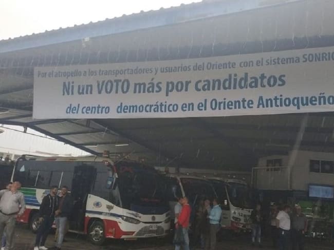 Transportadores del oriente promueven no votar por el Centro Democrático