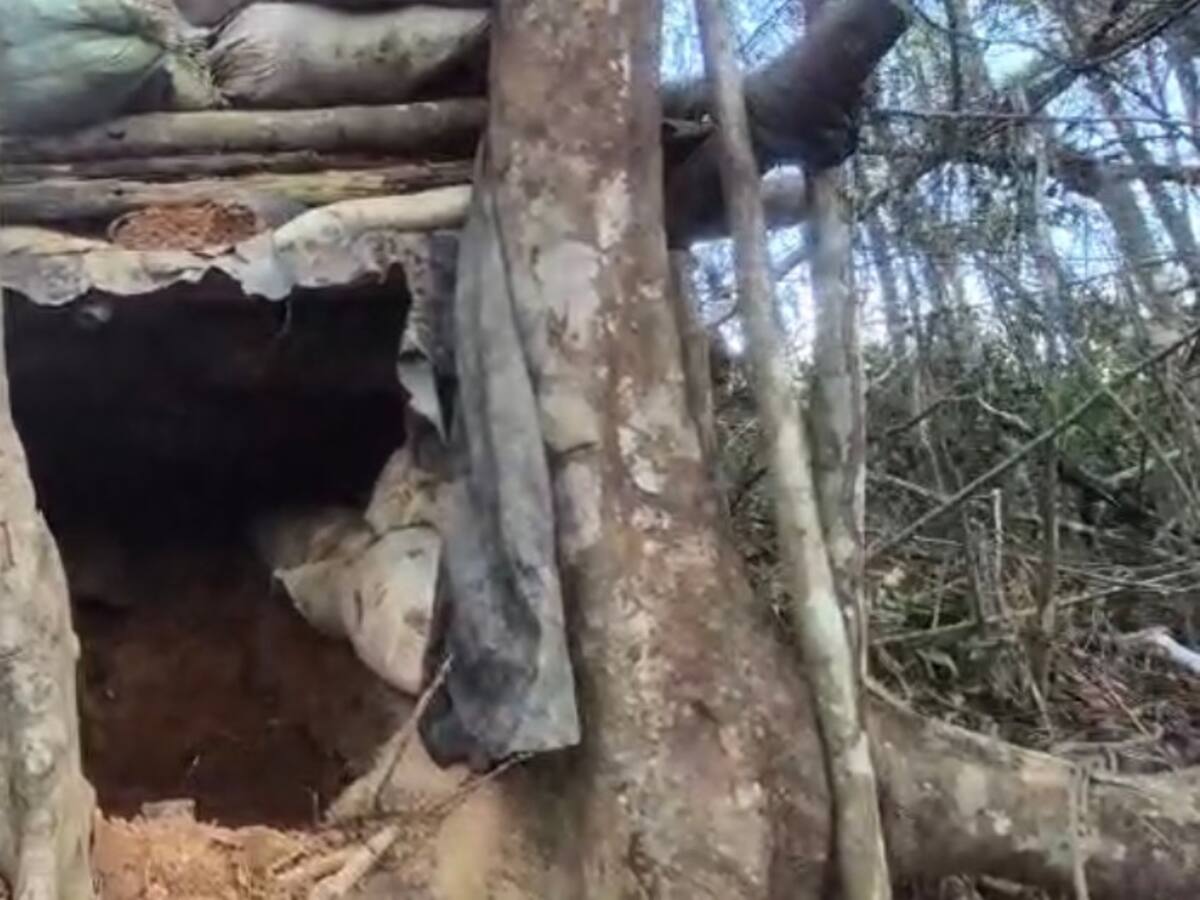 Tras bombardeo al ELN, Fuerzas Militares hallan un búnker del grupo criminal en el Catatumbo