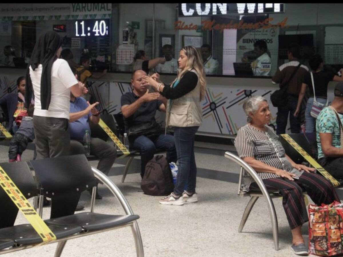 Terminales de transporte de Medellín despachan buses a todos los destinos
