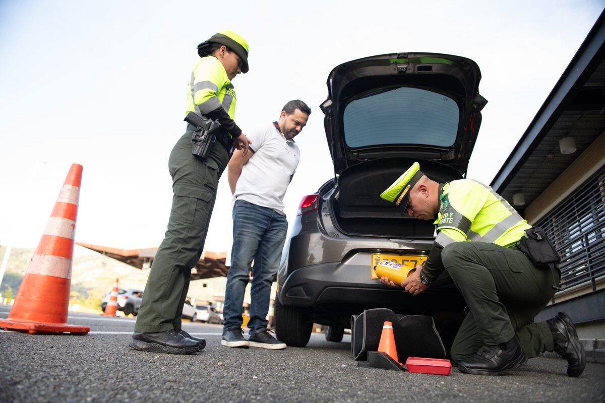 El Departamento de Policía de Boyacá realiza controles de registro y brinda seguridad a propios y visitantes en este último día del año 2023 / Foto: Suministrada.