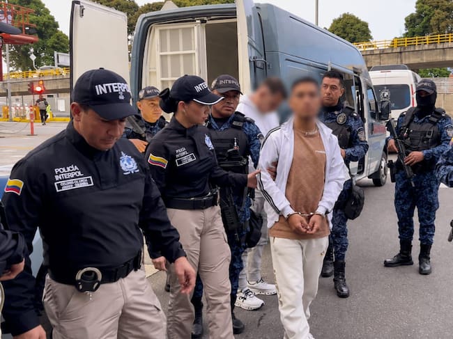Policía extraditó a alias ‘Chuqui’ y otras 3 personas requeridas por autoridades extranjeras. (Foto: Policía Nacional)