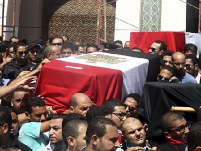 Ascienden a 638 los muertos por enfrentamientos entre militares y musulmanes en Egipto
