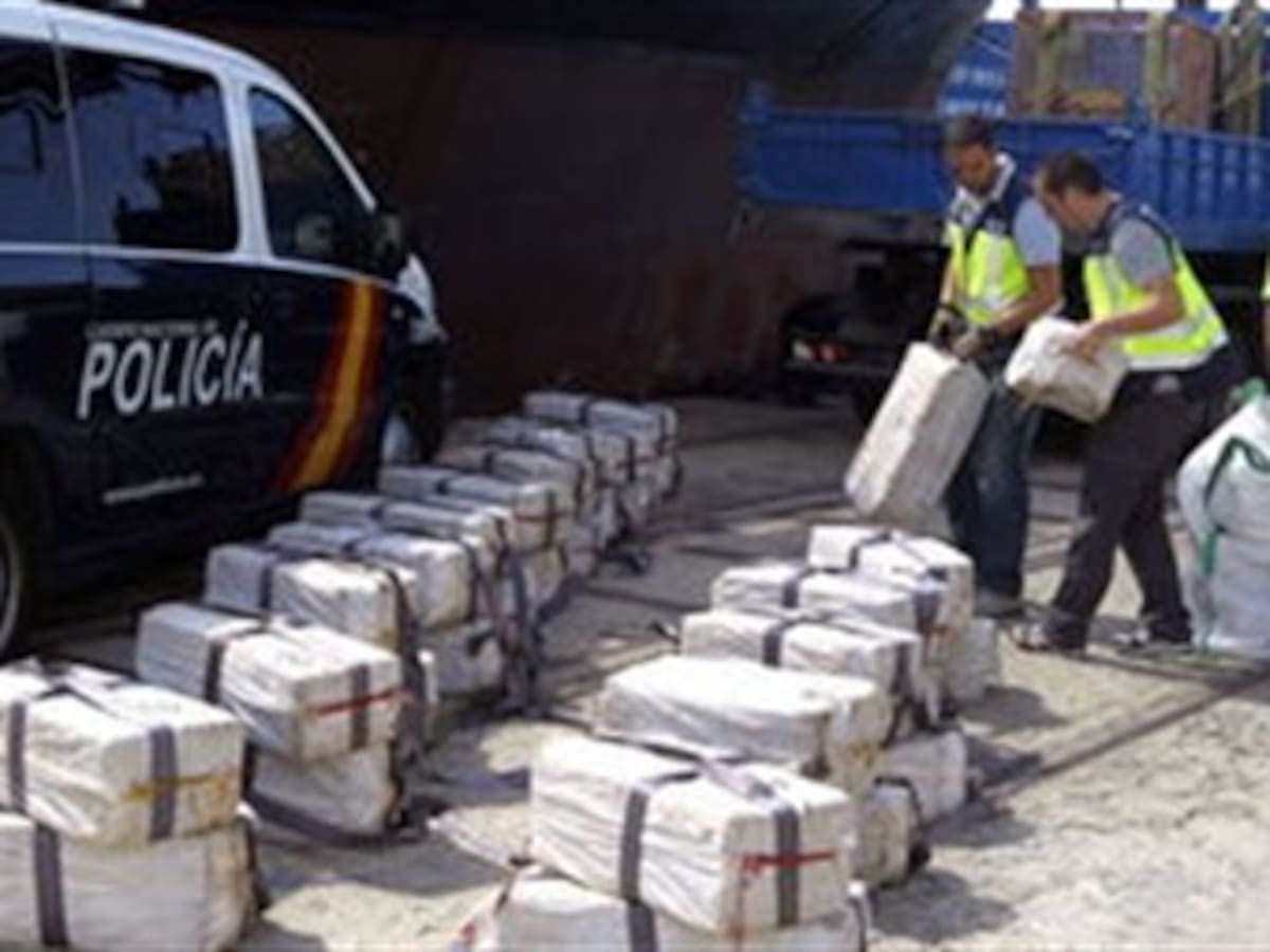 Interceptan en España un buque cargado de cocaína procedente de Sudamérica