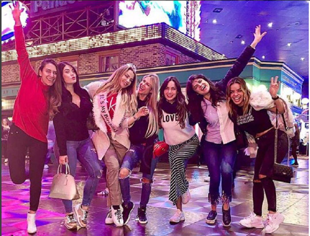 La sensual foto de las actrices de 'Sin senos sí hay paraíso'