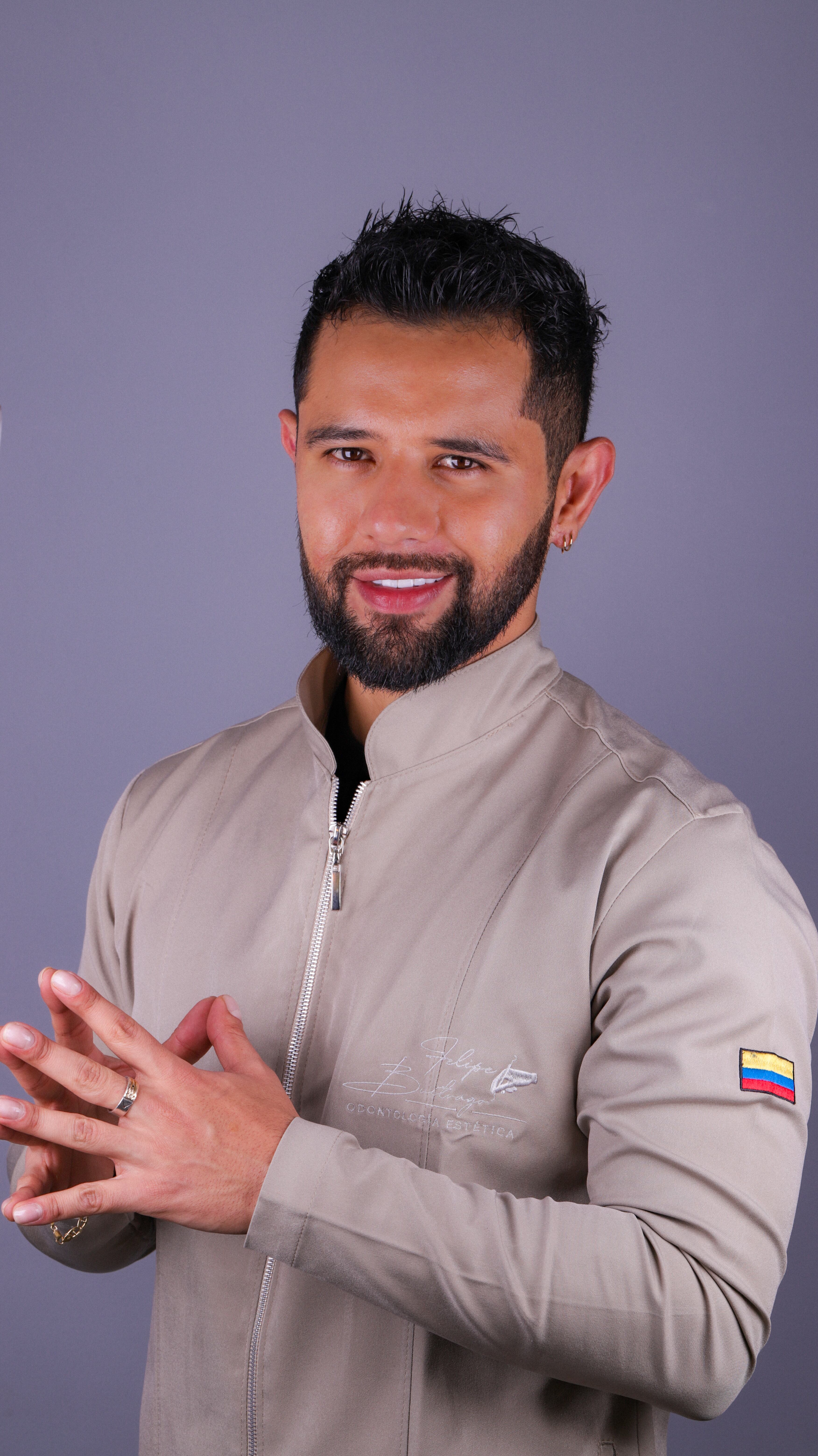 Felipe Buitrago, odontólogo colombiano que lidera la brigada en El Juncal. Foto suministrada