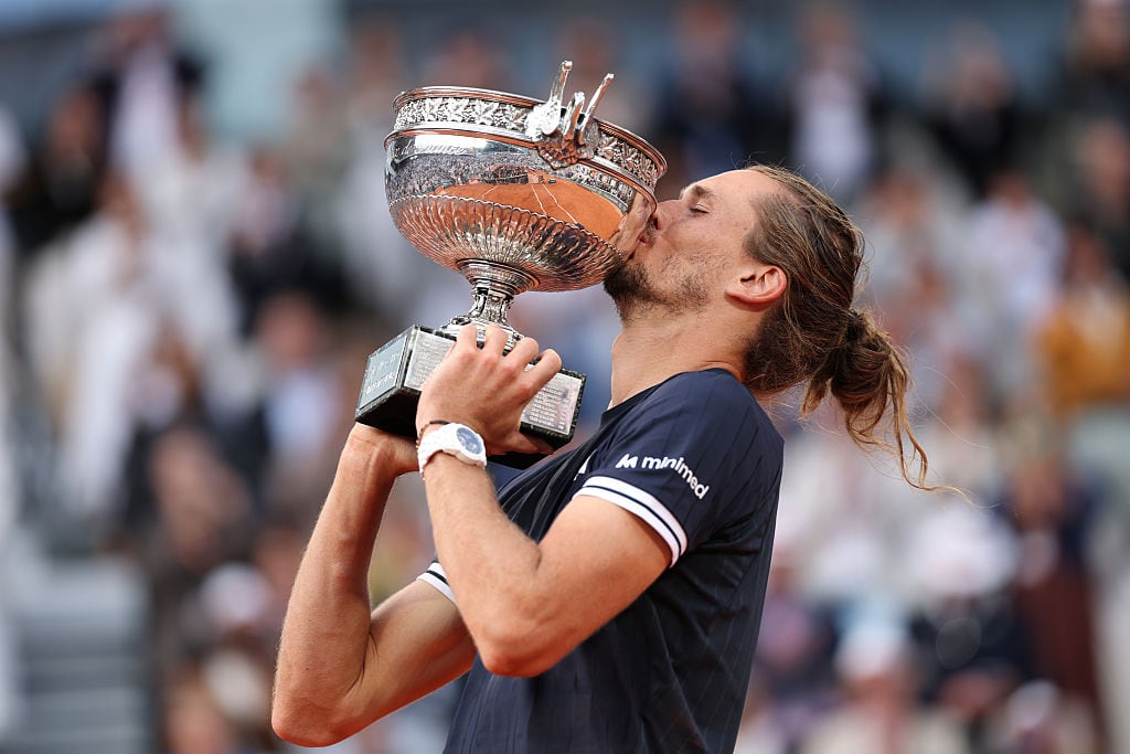 Alexander Zverev rompe la maldición y por fin gana un Grand Slam: ¡Campeón de Roland Garros!. (Photo by Clive Brunskill/Getty Images)