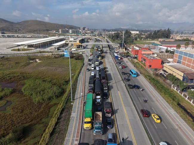Millones de vehículos circularán por Cundinamarca durante este puente: ¿qué medidas hay?