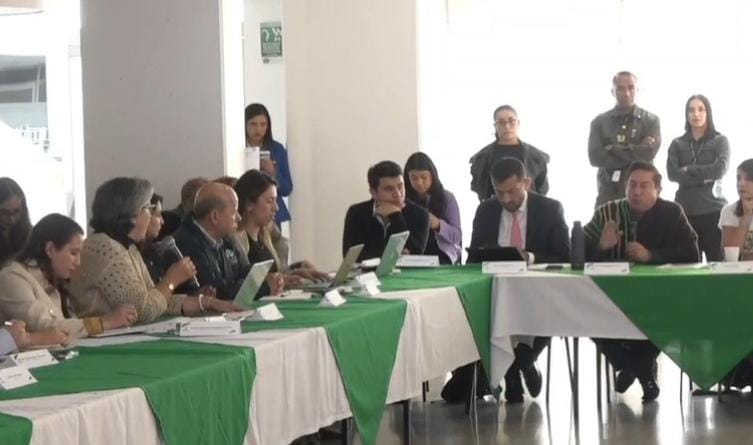 “Hay que aprovechar este momento para negociar; con un gobierno de derecha no se logrará nada”: AmayaCarlos Amaya
