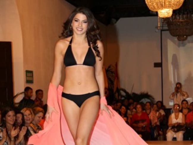 Gabriela Puente Sojo, elegida señorita Cartagena 2014-2015