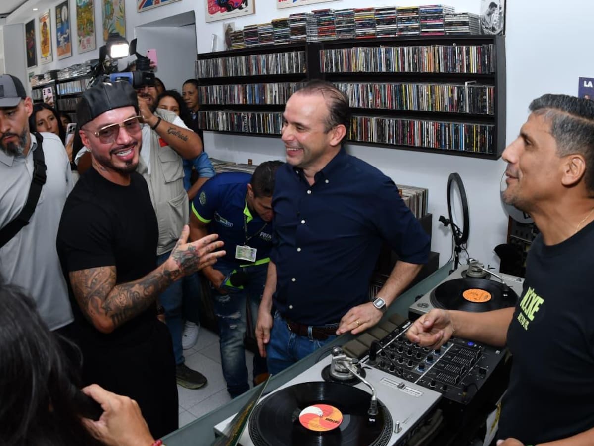 J Balvin recorrió el tradicional barrio Obrero y hasta canto “Calipachanguero”, previo al concierto