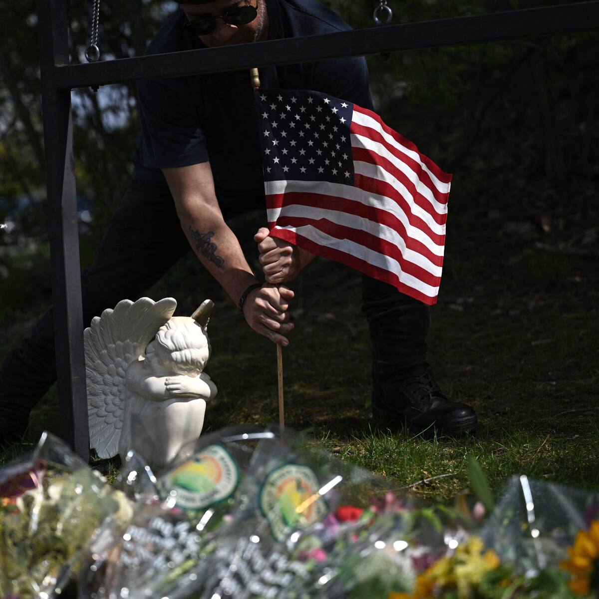 Tiradora de Nashville compró 7 armas en 5 tiendas diferentes y usó 3 en la masacre