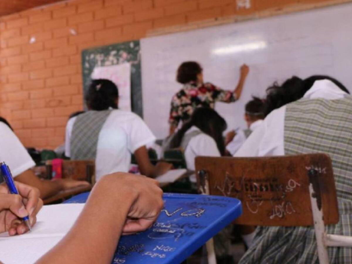 La gobernación denunció que inescrupulosos estarían estafando a profesores
