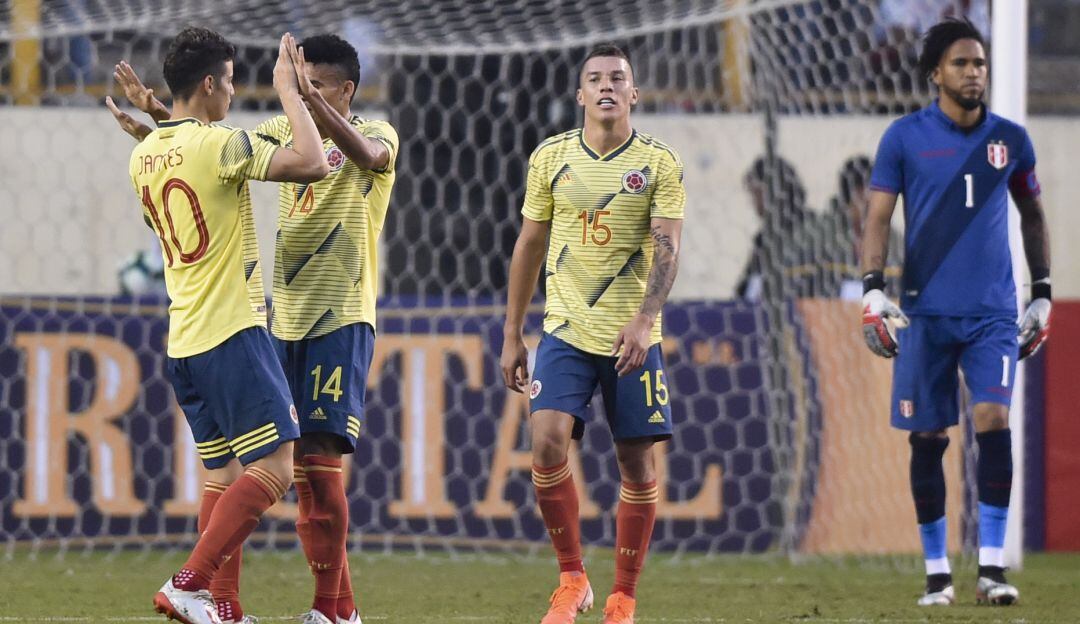 James Rodríguez y Luis Díaz en la Selección Colombia.