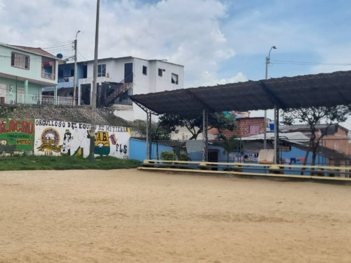 ¿Quieren privatizar canchas en Floridablanca? La polémica entre Moreno y Mantilla