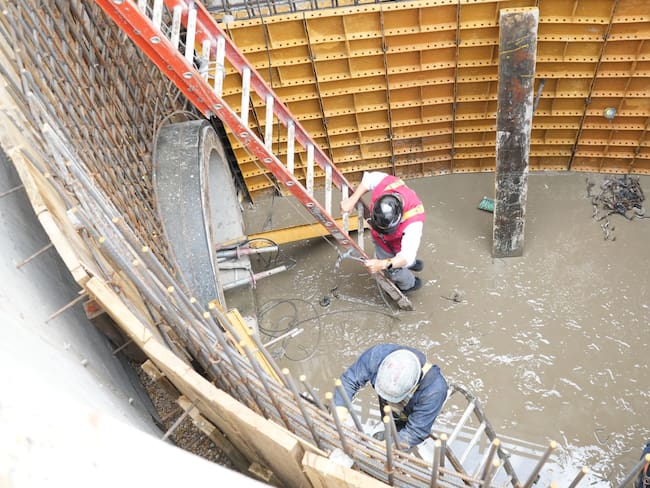 Director del IDU inspeccionó el grupo 9 de la av. 68, que ya alcanza un 74,59 % de avance.