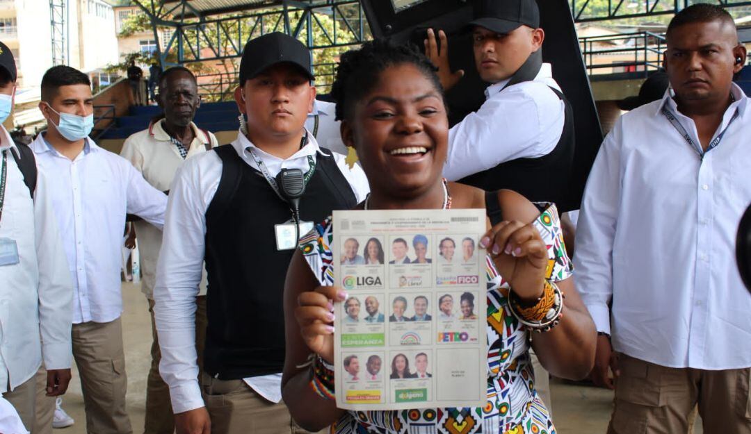 Francia Márquez votó en su natal municipio de Suárez, Cauca 