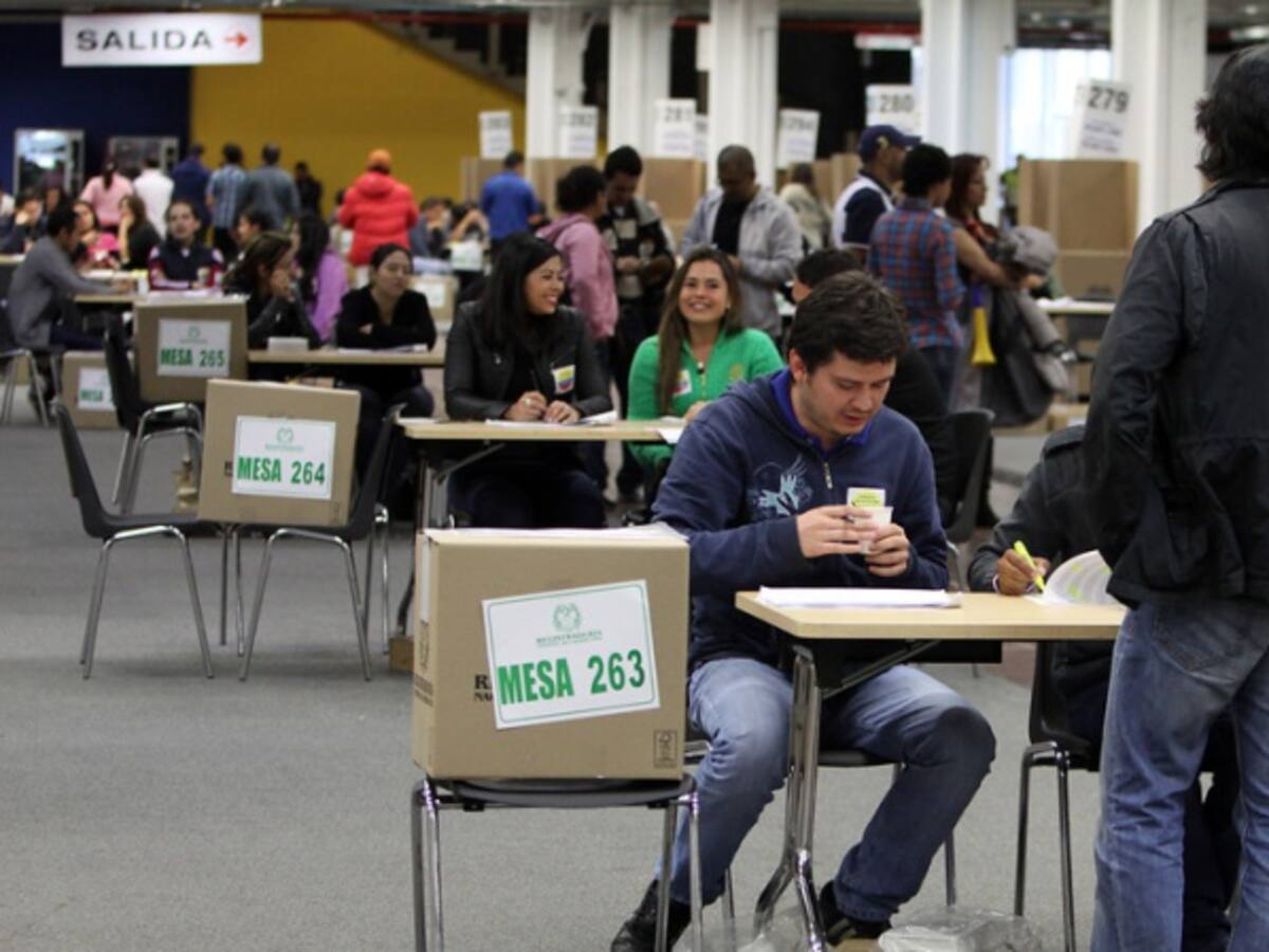 Colombia comenzó a elegir el nuevo Congreso de la República