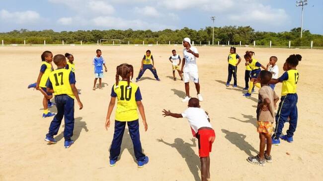 Se trata de ‘Barú está en la jugada’ que busca desarrollar habilidades para la vida y fortalecer la salud a través del deporte