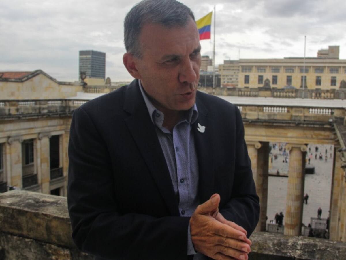 Roy Barreras continuará en la presidencia de La U