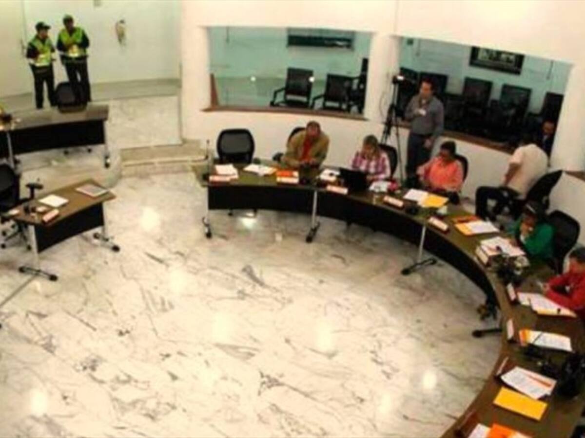 Sigue la polémica por concejales de Bucaramanga que sesionaron diez minutos