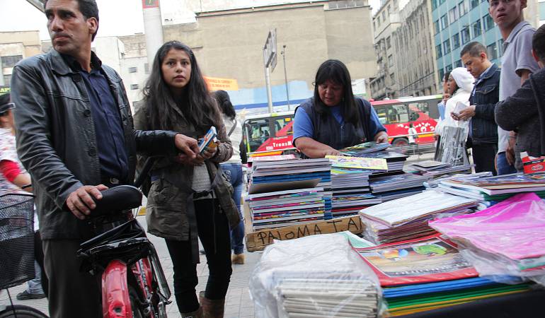 Preocupación de los padres de familia por las irregularidades que suelen presentarse con los listados de útiles escolares. 