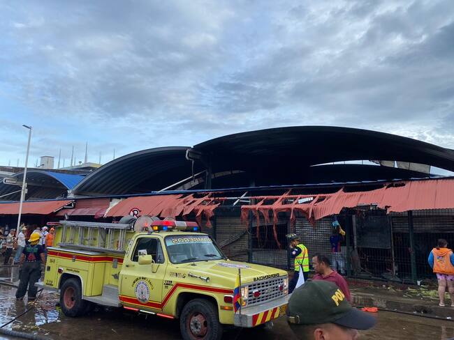 Emergencia en Mercado Público de Santa Marta . Caracol Radio