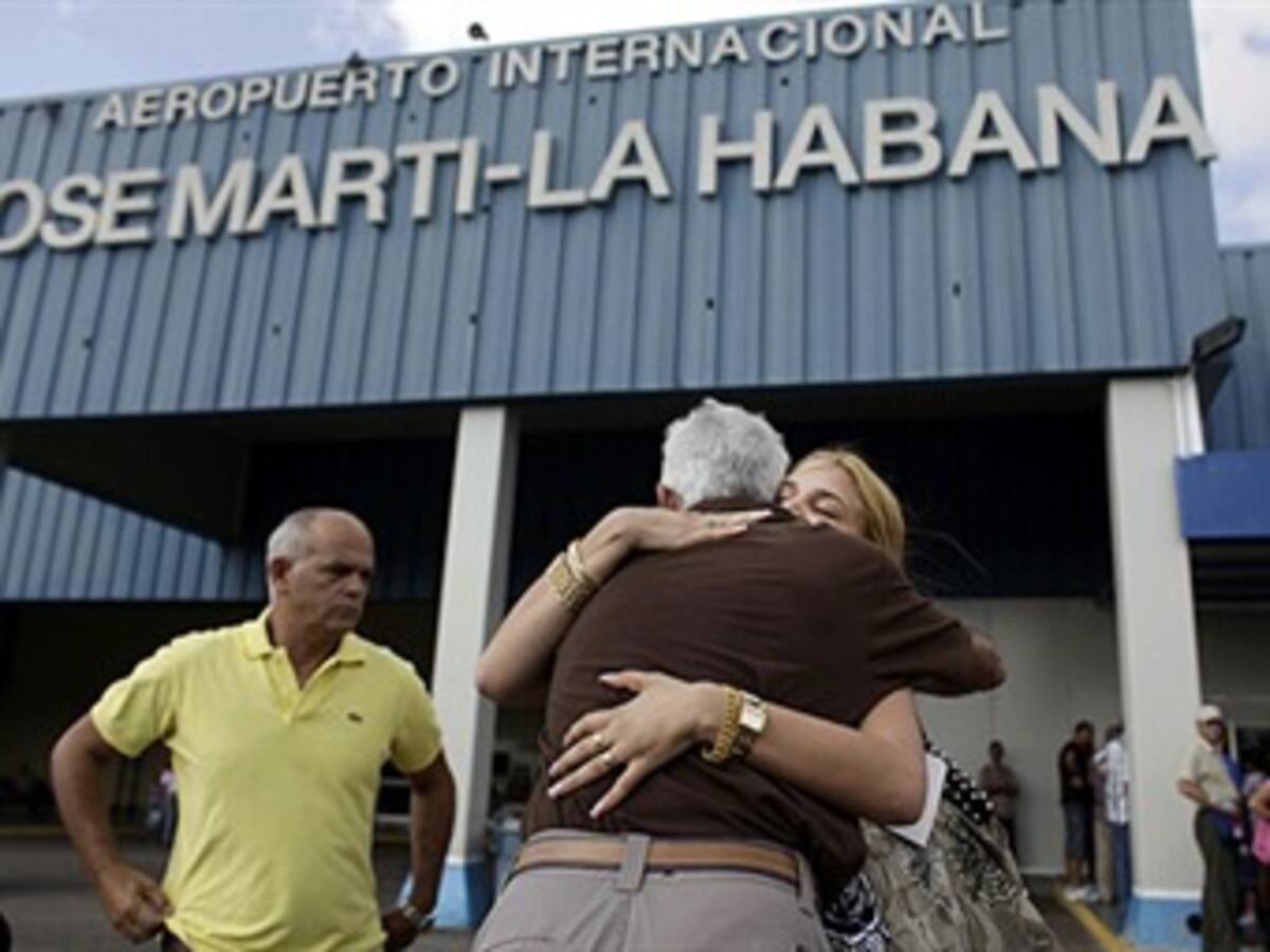A partir del 2013 los cubanos ya no necesitarán permiso para salir de su país