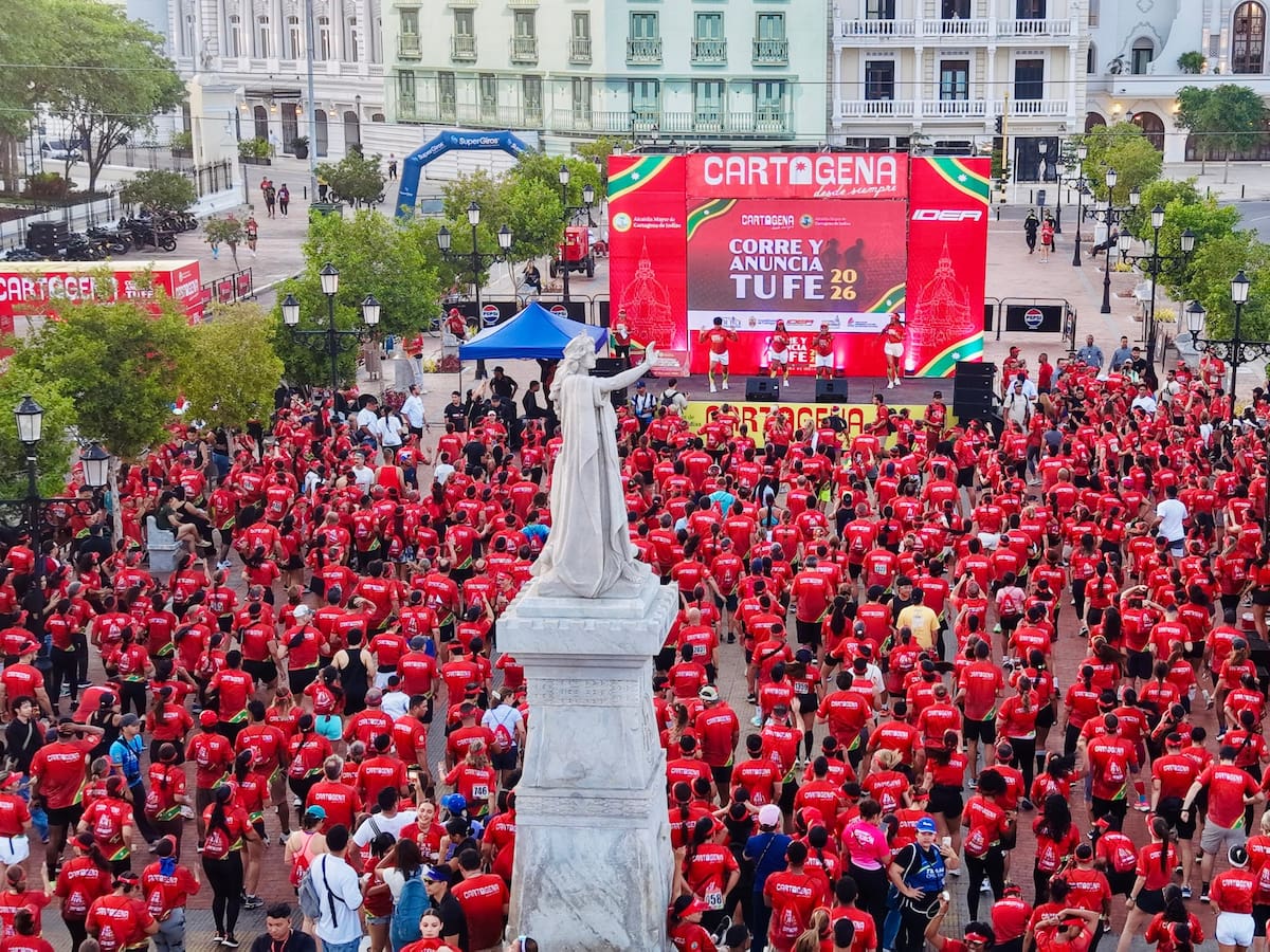 “Corre y anuncia tu fe” le apostó a un set móvil que conectó música, fe y nuevas generaciones